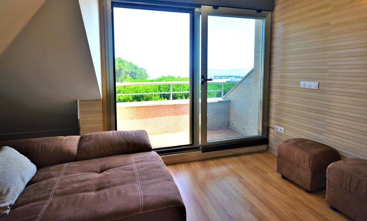 Ático de playa con vistas en Baltar Apartamento Portonovo Exterior foto
